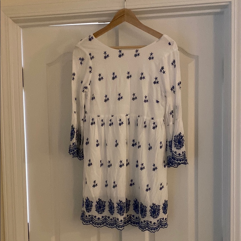 Lulus Elegant White and Blue Embroidered Dress